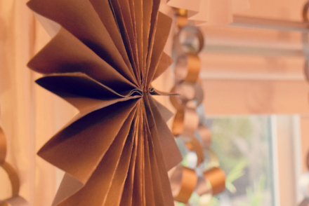 holiday decor DIY, Paper DIY, Paper decorations