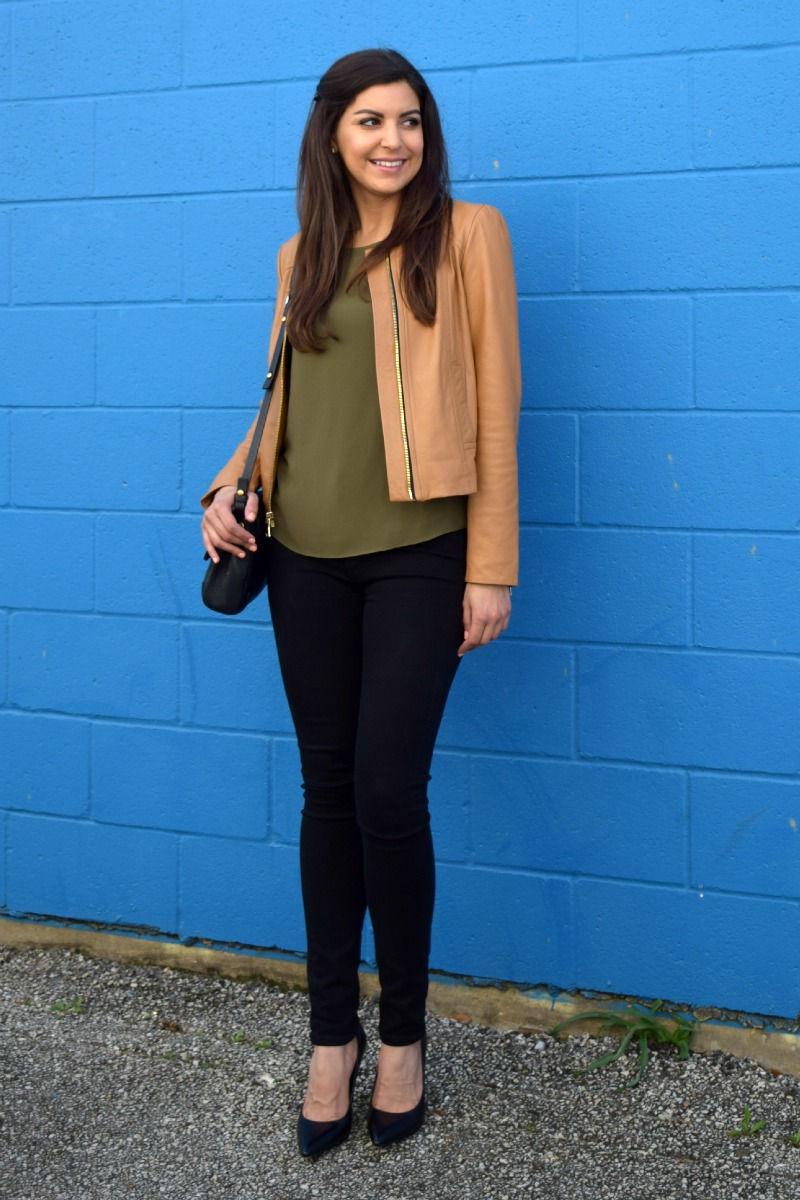 camel jacket with black skinny jeans