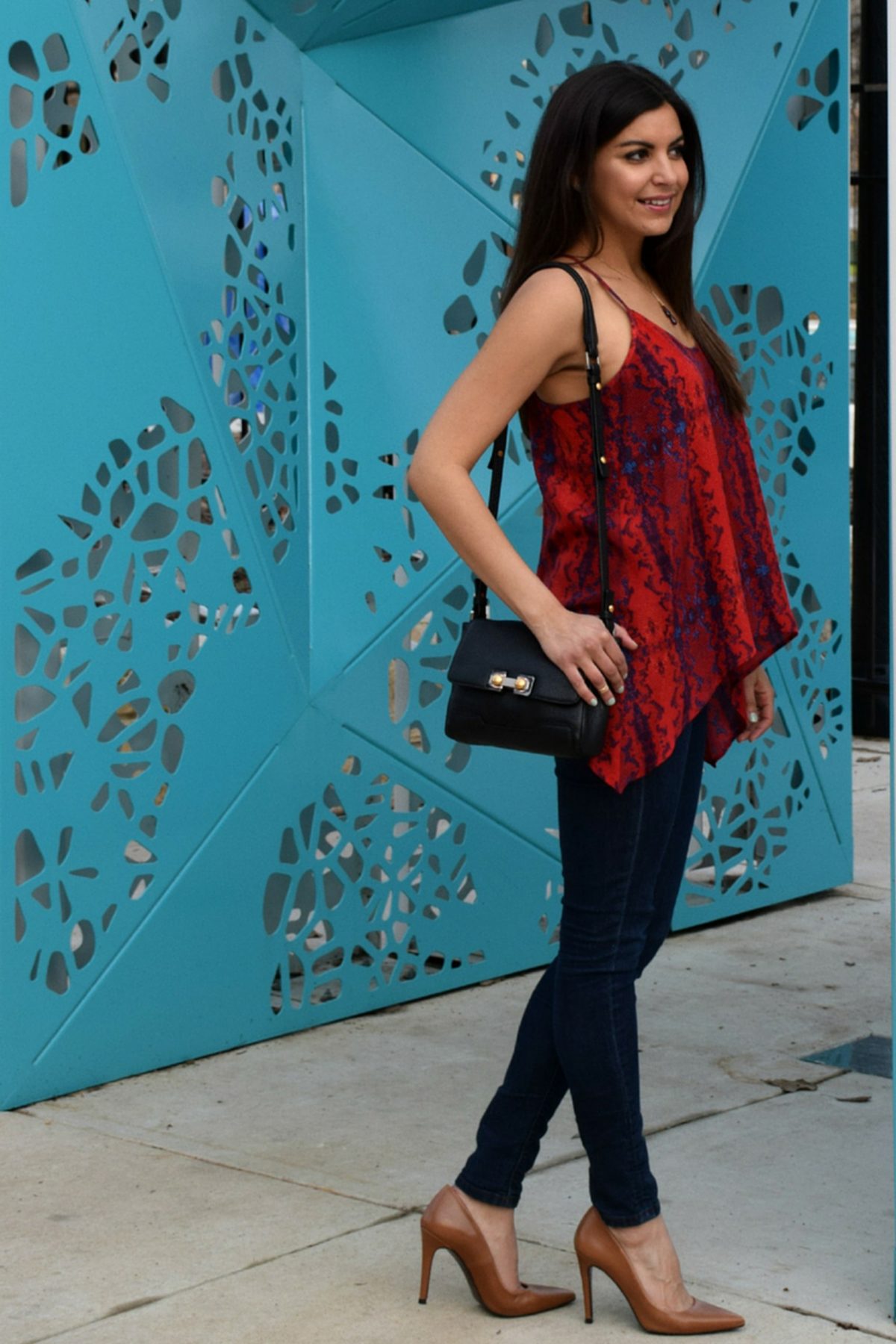 small straw clutch